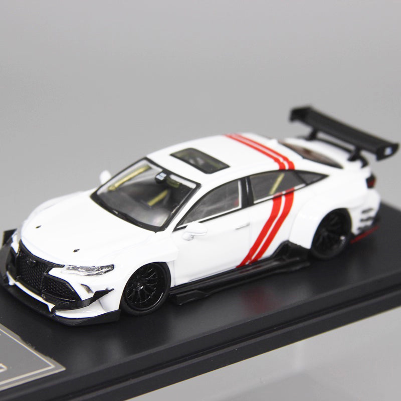 LeManFang LMF 1:64 COROLLA Mk4 Avalon Diecast Model Car
