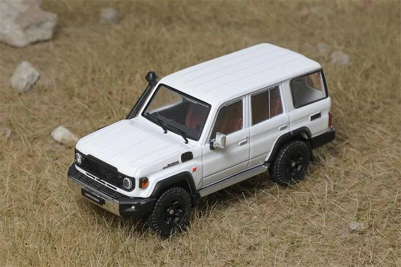 GCD 1:64 Land Cruiser LC70 J76 Diecast Model Car