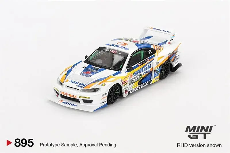 MINI GT #895 1:64 LBWK LB-Super Silhouette S15 SILVIA #555 2023 Die-Cast Car Model Collection Miniature