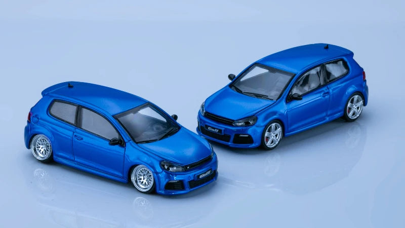Maxwell 1:64 GOLF RMK6 Pearl / Blue Diecast Model Car