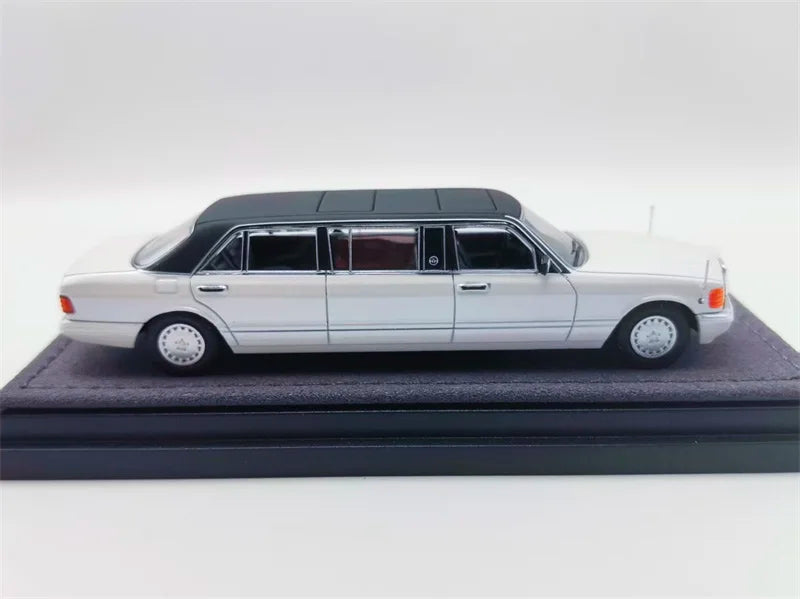 Art of Model 1:64 W126 Die-Cast Car Model Miniature Gifts