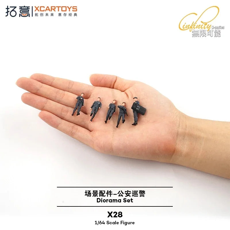 Xcartoys 1:64 Public security patrol figure Set