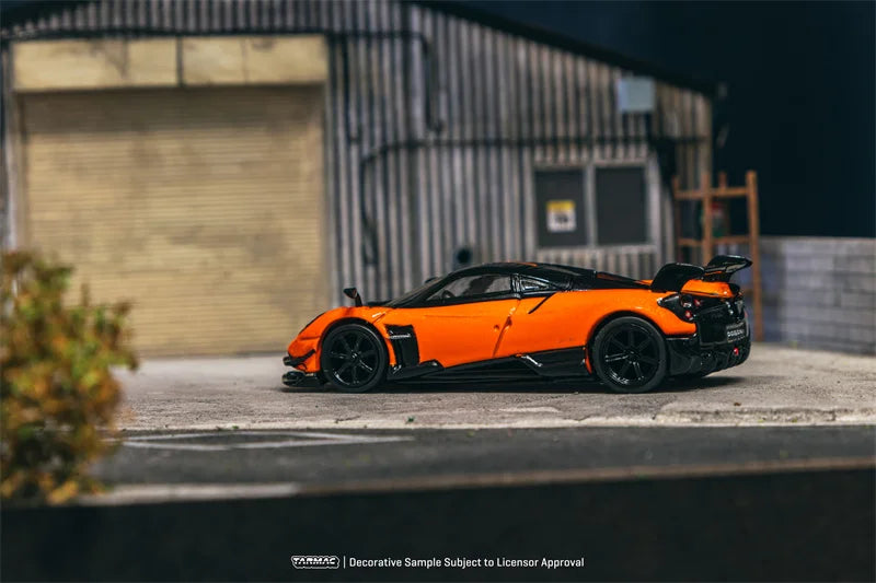 Tarmac Works 1:64 Pagani Huayra BC Arancio Saint Tropez BLACK ORANGE Diecast Model Car