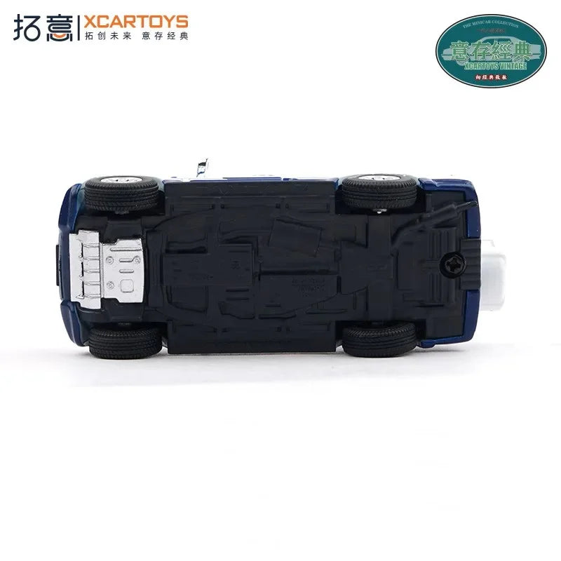 Xcartoys 1:64 Pajero Gen.3 Police Diecast Model Car