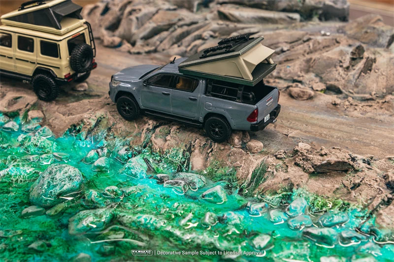 Tarmac Works 1:64 Hilux Grey Bring camping tents Diecast Model Car