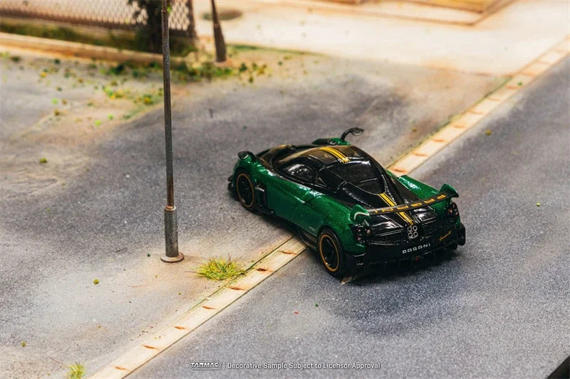 Tarmac Works 1:64 Pagani Huayra BC Green Diecast Model Car