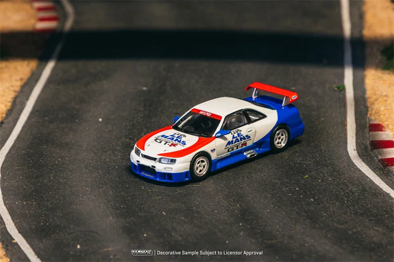 Tarmac Works 1:64 GT-R LM Test Car Diecast Model Car