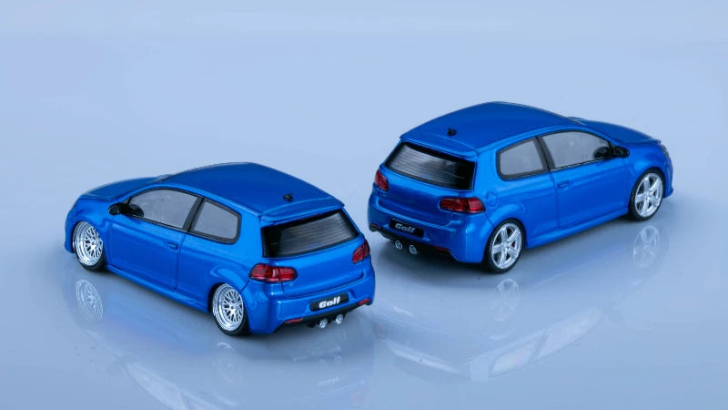 Maxwell 1:64 GOLF RMK6 Pearl / Blue Diecast Model Car
