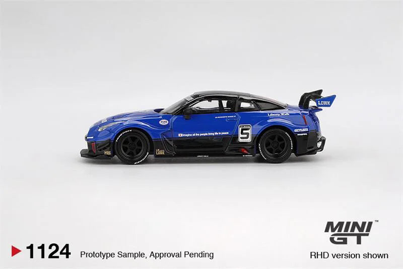 MINI GT 1:64 LB-Silhouette WORKS GT35 GT-RR Ver.2 Die-Cast Car Model Collection Miniature