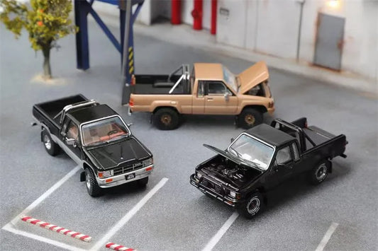 GCD 1:64 Hilux 1985 N50 SR5 Diecast Model Car