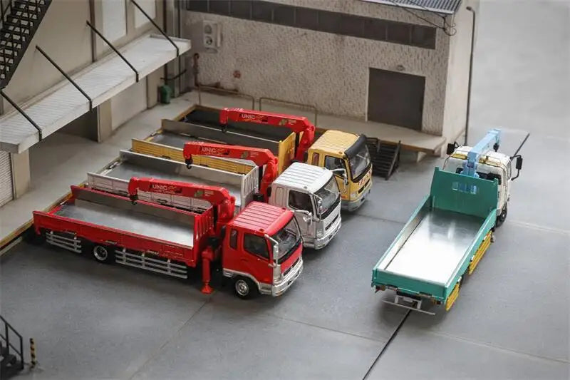 GCD 1:64 Fuso boom truck RHD limited888 Diecast Model Car
