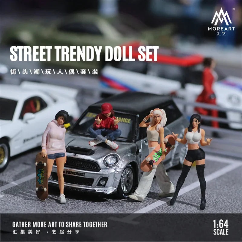 MoreArt 1:64 STREET TRENDY Figure set