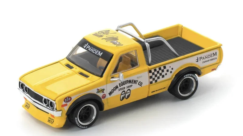 XCartoys 1:64 PANDEM 620 Mooneyes Yellow S39-03 Die-Cast Car Model Collection Miniature for children