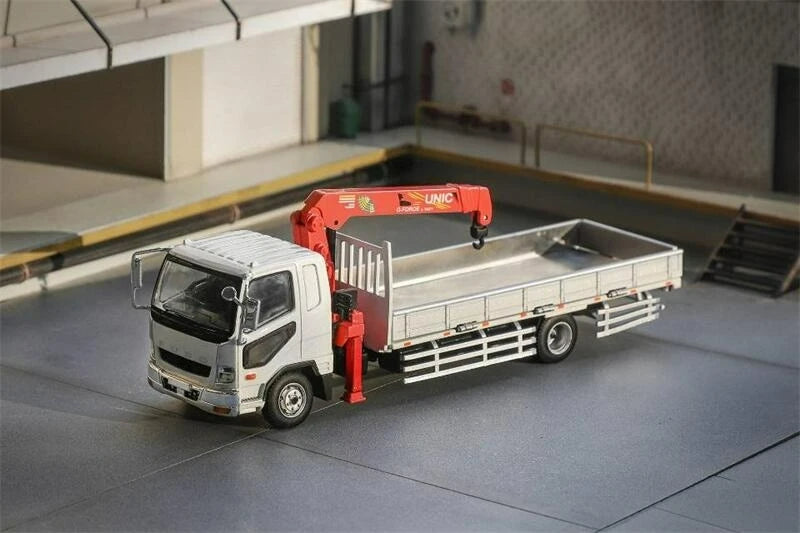 GCD 1:64 Fuso boom truck RHD limited888 Diecast Model Car