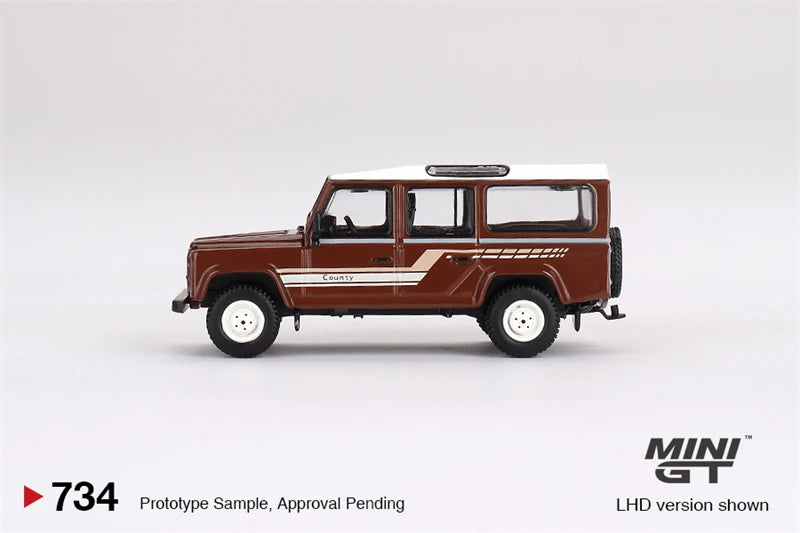 **Pre-Order** MINI GT 1:64 Land Rover Defender 110 1985 County Station Wagon Diecast Model Car