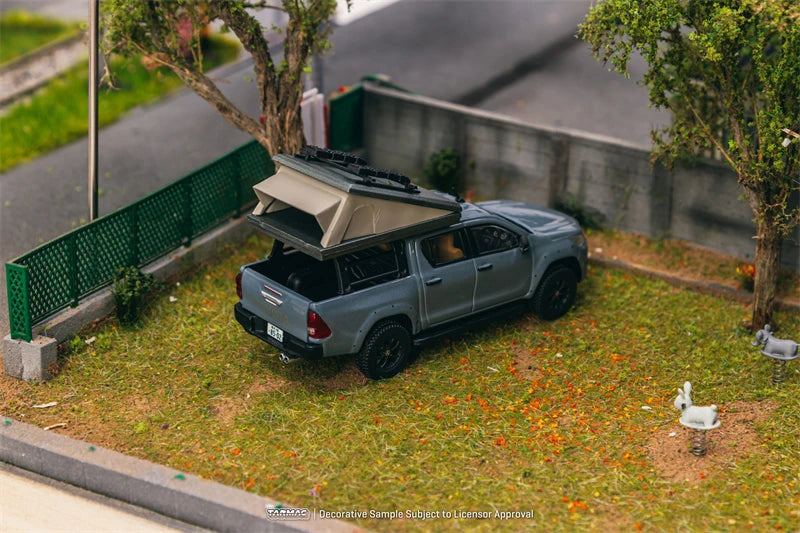Tarmac Works 1:64 Hilux Grey Bring camping tents Diecast Model Car