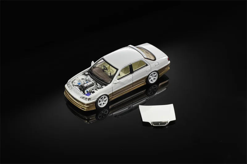 MORTAL1:64 Previa Mocha Brown / Ice Blue Cresta Mk5 X100 2.5 Roulant G Diecast Model Car