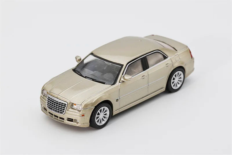 DCT 1:64 300C SRT8 Gold Color Die-Cast Car Model Miniature Gifts