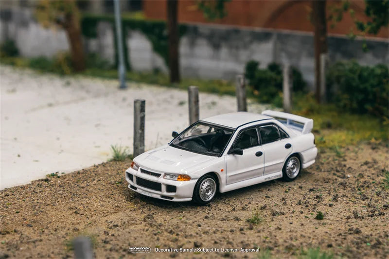 **Pre-Order** Tarmac Works 1:64 Lancer RS Evolution III White Diecast Model Car