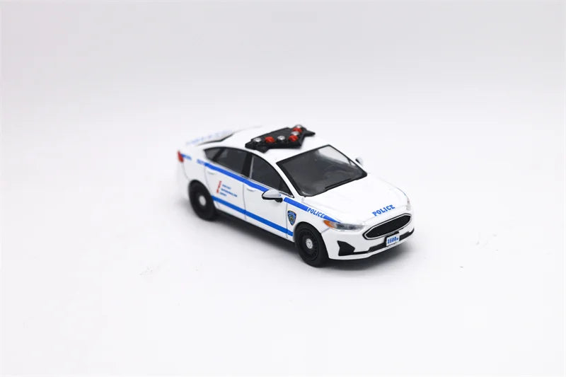 596Model 1:64 Responder Diecast Model Car