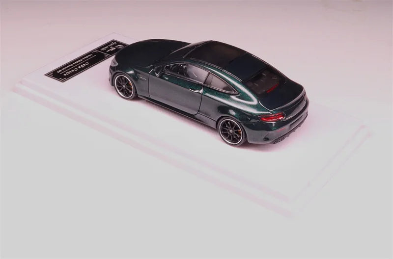 Howie Model x Momo Collection 1:64 C63s W205 green Diecast Model Car