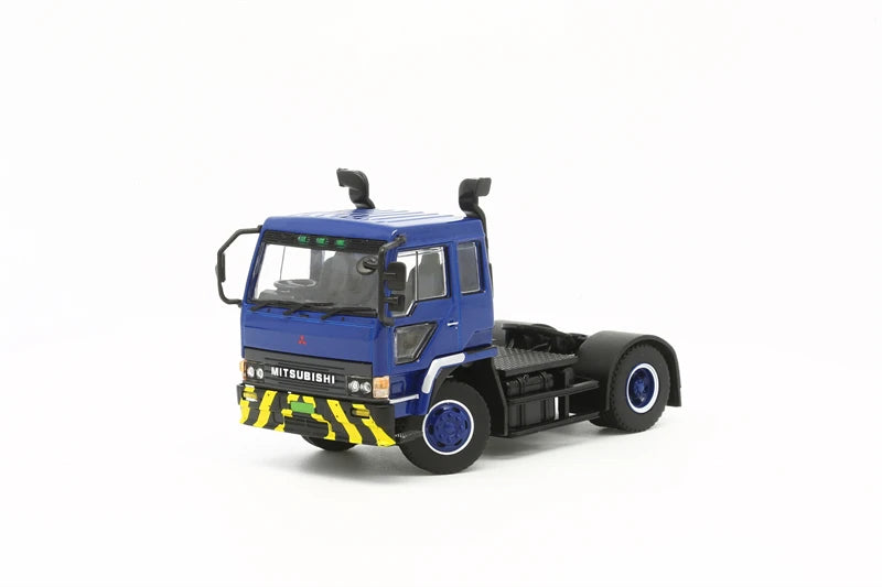 [PreSale] Model 1 x DBGT 1:64 Fuso Tractor blue / Green Diecast Model Car