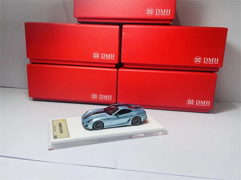 DMH 1:64 599 GTO Resin Model Car