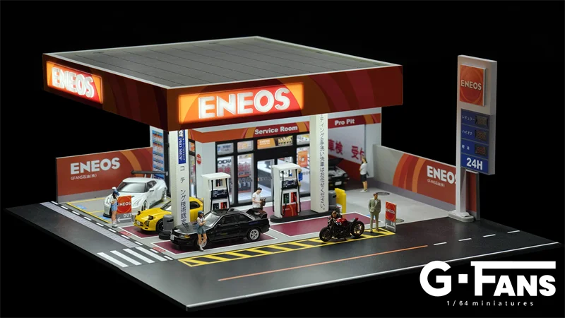 G FANS 1:64 Dioramas Initial D Tofu Store ENEOS Gas Station Building Parking Lot (Not include Model Car & Figures)