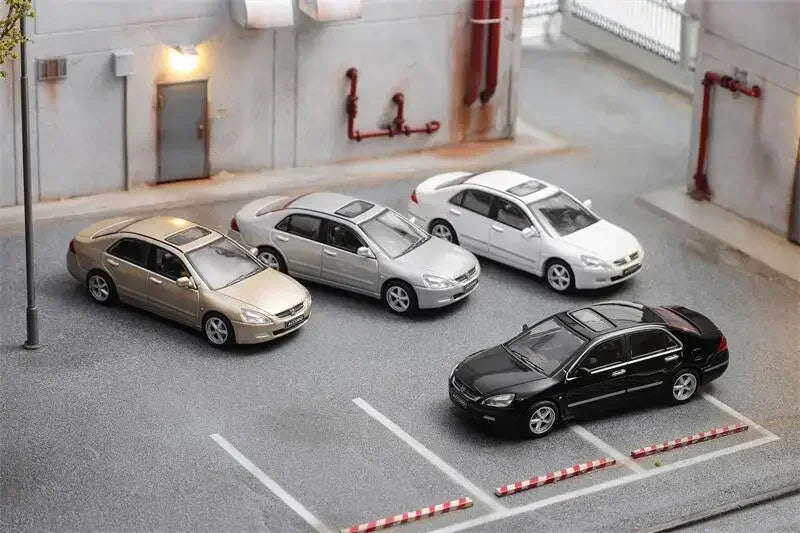DCT 1:64 Accord LHD Diecast Model Car