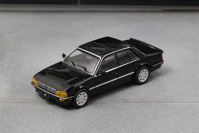 SHADOW 1:64 505 LHD Diecast Model Car