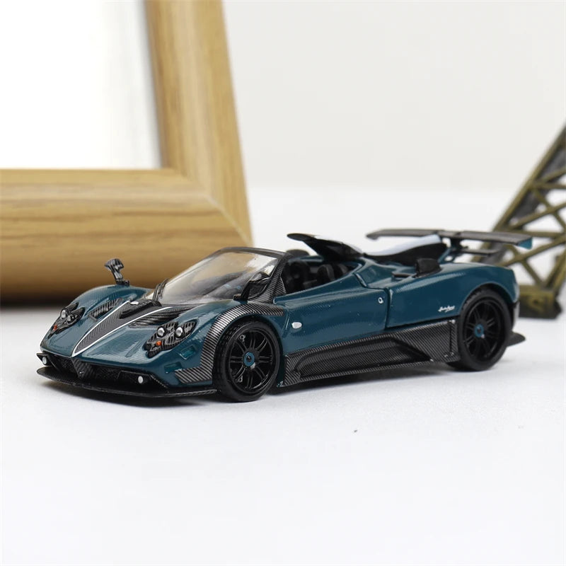 Rhino Model RM Decode 1:64 Zonda 760 MY Carbon Diecast Model Car