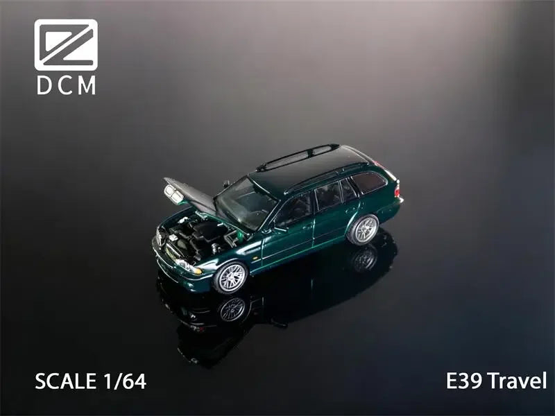 DCM 1:64 E39 Wagon Blue Green Black Silver Gray Die-Cast Car Model Collection Miniature
