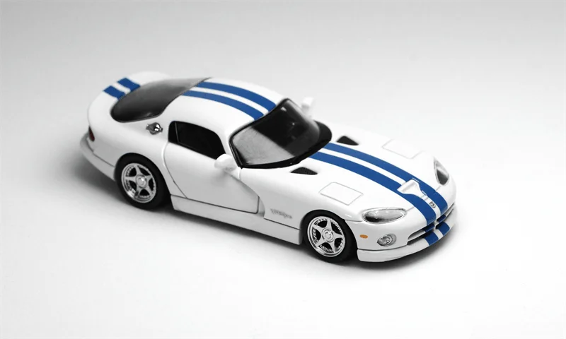 GFCC 1:64 1996 Viper Hardtop GTS Black / White / Gary Diecast Model Car