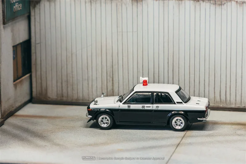 Tarmac Works 1:64 Datsun 510 Police Car Diecast Model Car