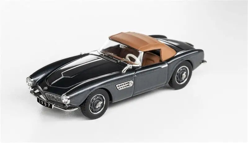 GFCC 1:64 1957 507 convertible / hard-top Diecast Model Car