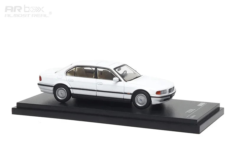AR Box 1:64 7 Series Mk3 E38 750iL Diecast Model Car
