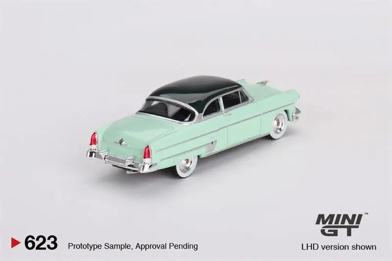 MINI GT 1:64 Lincoln Capri 1954 Parklane Green / Bloomfield  LHD Green Diecast Model Car