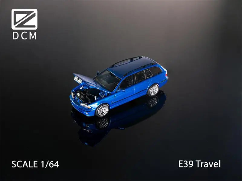 DCM 1:64 E39 Wagon Blue Green Black Silver Gray Die-Cast Car Model Collection Miniature