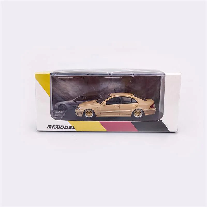 MK MODEL 1:64 MB E63 Lowride Desert yellow Diecast Model Car