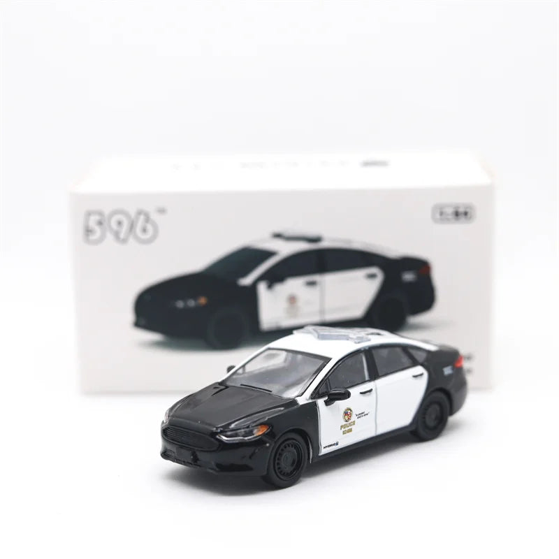 596Model 1:64 Responder Diecast Model Car