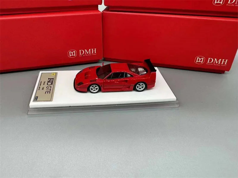 DMH 1:64 F40GTE Resin Model Car