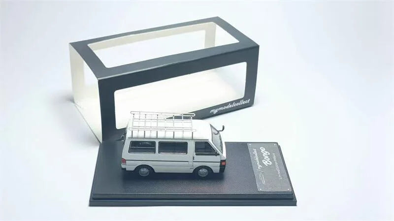 [PreSale] Model Collect MC 1:64 1989 BONGO VAN HIGHROOF White Diecast Model Car