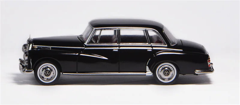 GFCC 1:64 MB 1959 300D Diecast Model Car