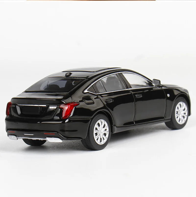 MASDI 1:64 CT5 Black / White / Blue Diecast Model Car