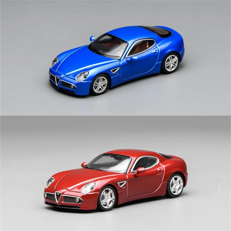 MOTORHELIX 1:64 Alfa Romeo Competizione 8C 2008 Die-Cast Car Model Collection Miniature