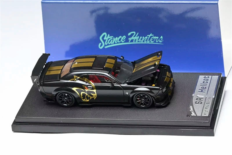 Stance Hunters 1:64 SRT Challenger Hellcat Midnight Die-Cast Car Model Miniature Gifts