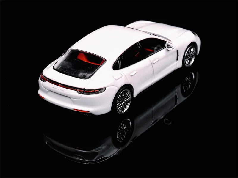 Furuya 1:64 Panamera Turbo Sedan / Shooting Brake GT Pearl white / Silver Die-Cast Car Model Collection Miniature
