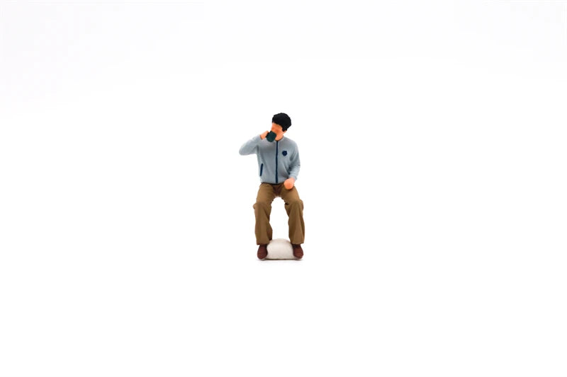 Xcartoys 1:64 RV Life Miniature figure set