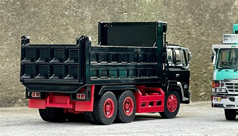 DBGT 1:64 Hino Super Dolphin Dump Truck Green / Black  Diecast Model Car